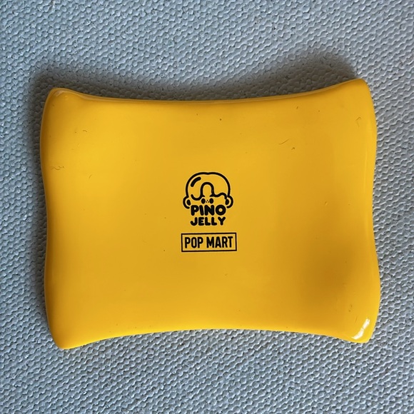 POP MART x PINO JELLY Prince Curry Figurine - Picture 14 of 14